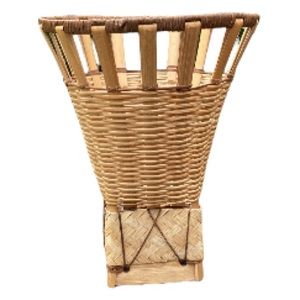 PLANTER BASKET  Natural Woven Tall Planter Flower Pot Basket with Base 10.25 in